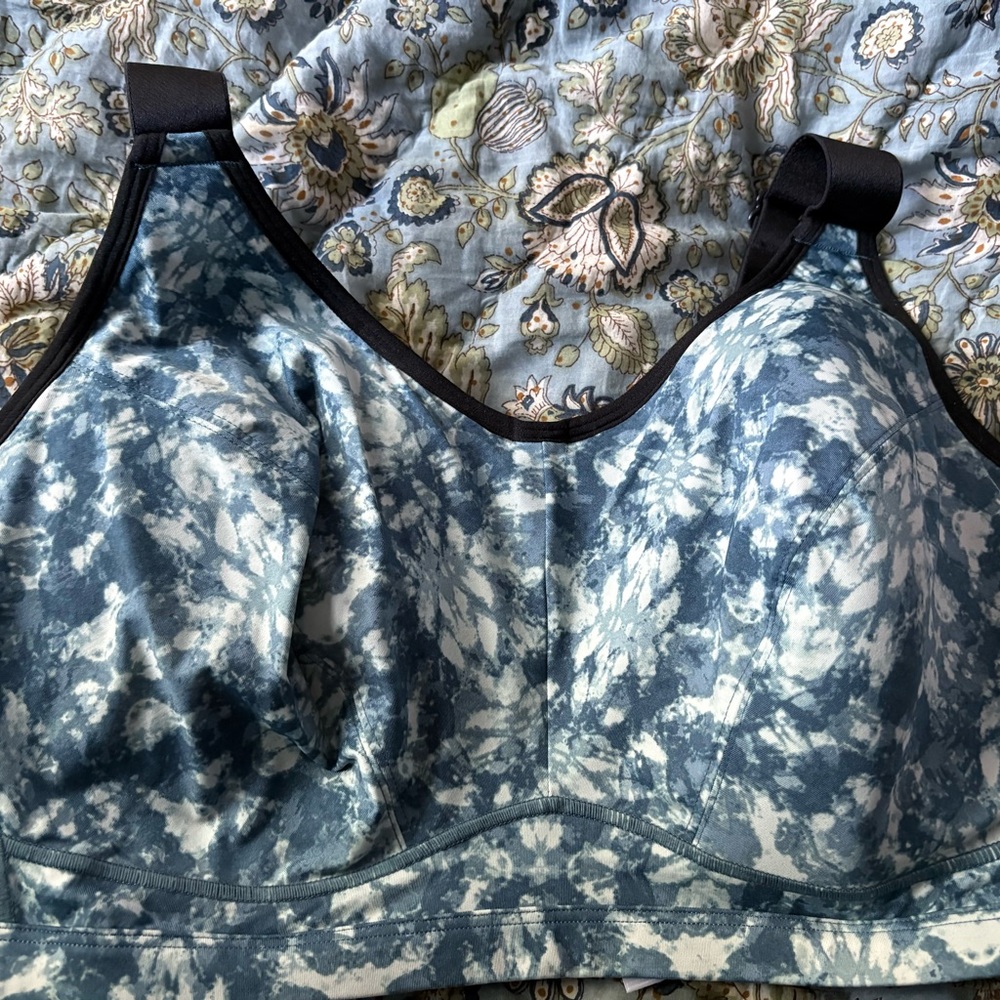 Elegant Blue Tie-Dye Women's Bra